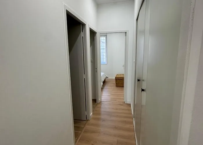 Appartement Agreable T2 Climatise En Centre-ville *